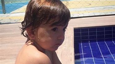 Patrícia Abravanel posta foto rara do filho de três anos: "amo muito"