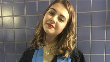 Klara Castanho se forma no ensino médio e celebra: "ninguém me segura"