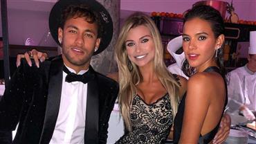 Neymar celebra aniversário com amigos e Bruna Marquezine: "Maior presente"