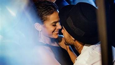 Bruna Marquezine admite que Neymar tem ciúmes de cenas de beijo em novela