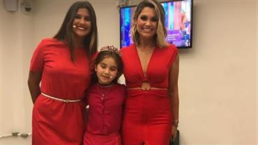 Flávia Alessandra se solidariza com pedido de fã e empresta vestido para  aniversário