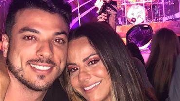 Viviane Araújo elogia ex-namorado na web e fãs pedem volta do casal