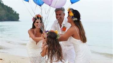 Flávia Alessandra celebra Dia da Família com foto na praia: "Amor incondicional"