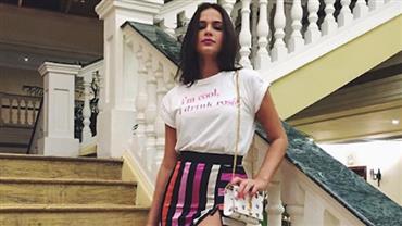Bruna Marquezine admite que tem mais de 100 bolsas: "Estou me sentindo meio culpada"