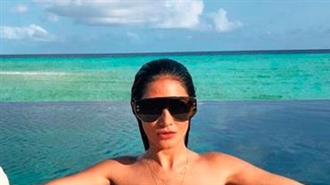 Simaria posa de topless nas Ilhas Maldivas e fãs elogiam: "Espetáculo"