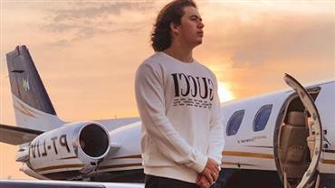 Whindersson Nunes mostra detalhes de avião particular: "Minha maior conquista"