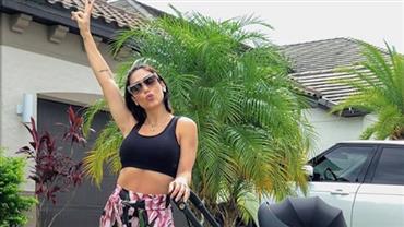 Bella Falconi conta truque para esconder barriguinha poucos dias após dar à luz