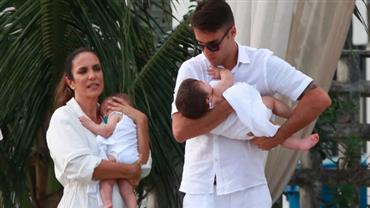 Ivete Sangalo batiza as filhas gêmeas em Salvador
