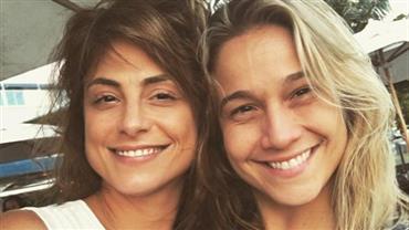 Fernanda Gentil confirma que se casou em segredo com Priscila Montandon