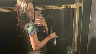MC Mirella mostra bumbum avantajado e constata: "Estou voltando a engordar"