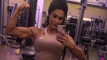Mamilos polêmicos? Gracyanne Barbosa rebate crítica por "mostrar demais" em academia
