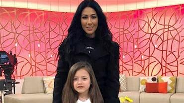 Simaria e filha posam para foto e fã dispara: "Tá nevando no Rio?"