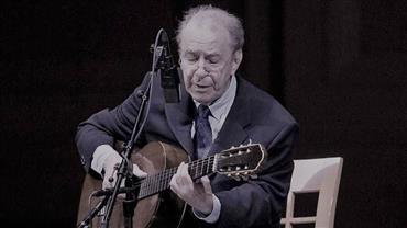 Artistas lamentam morte do cantor e compositor João Gilberto