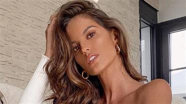 Izabel Goulart mostra bumbum de biquíni fio-dental: "Jardim secreto"