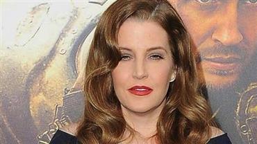 Lisa Marie Presley, filha única de Elvis, morre, devido à uma parada cardíaca