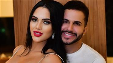 Influencer Emily Garcia invade casa do ex-marido com martelo