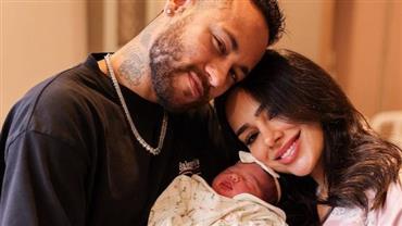 Neymar e Bruna Biancardi postam primeira foto com a filha Mavie