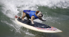Uma praia para cachorros surfistas na Califórnia