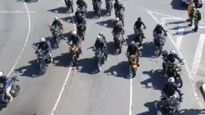 Bolsonaro faz passeio de moto com apoiadores em SP