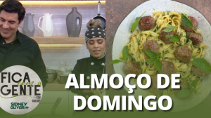 Fettuccine ao alho e óleo com almondegas | Fica com a Gente