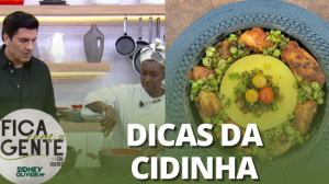 Edu Guedes e chef Cidinha ensinam receita de frango com quiabo e angu