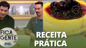 Deliciosa torta de iogurte com geleia de uva | Fica com a Gente