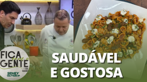 Pasta com abobrinha e rúcula com tiras de filé-mignon | Fica com a Gente