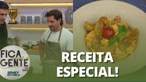 Iscas de filé-mignon à milanesa com risoto de tomate | Fica com a Gente