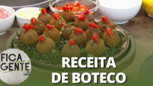 Aprenda a fazer bolinho de feijoada | Fica com a Gente