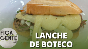 Sanduíche de costela com vinagrete e queijo | Fica com a Gente