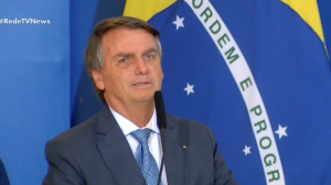 Bolsonaro ajuiza ação contra o ministro Alexandre de Moraes