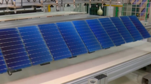 Fabricante de painéis solares investe R$ 6 milhões em laboratório