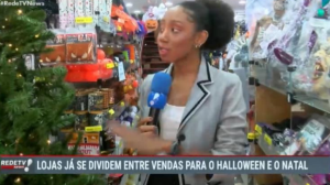 Lojas já se dividem entre vendas para o Halloween e o natal