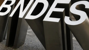 Carro voador: Embraer recebe financiamento do BNDES para projeto