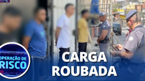 Loja clandestina disfarçada de adega é desmascarada por policiais