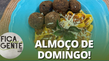 Talharim à bolognesa com mini almôndegas