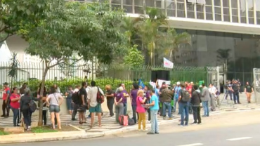 Devido a greve, Governo de São Paulo decreta ponto facultativo